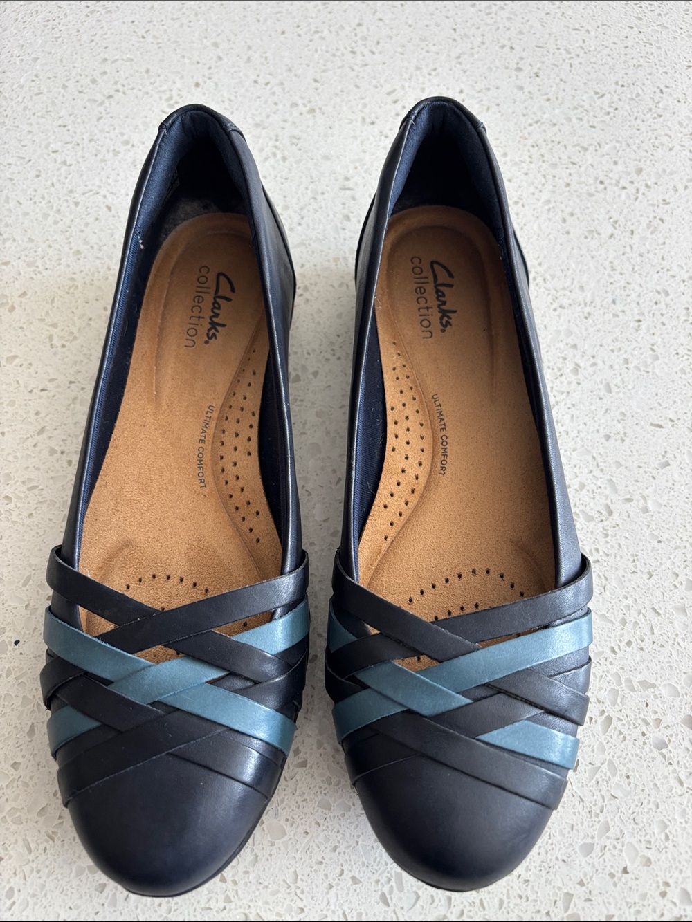 New W/O tags - Clarks Navy Blue & Teal Crisscross Leather Flats